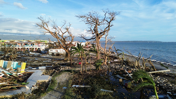 Sean Paul Helps Jamaica Rebuild After Hurricane Melissa